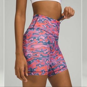 🍋Lululemon Wunder Train Short 6"